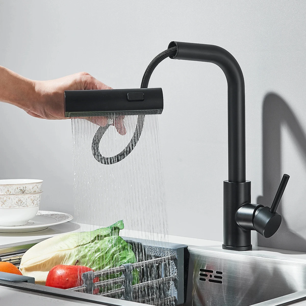 Robinet mitigeur chaud et froid, robinets de cuisine extractibles, bec de débit d'eau monté sur le pont, robinet de salle de bains domestique en acier inoxydable