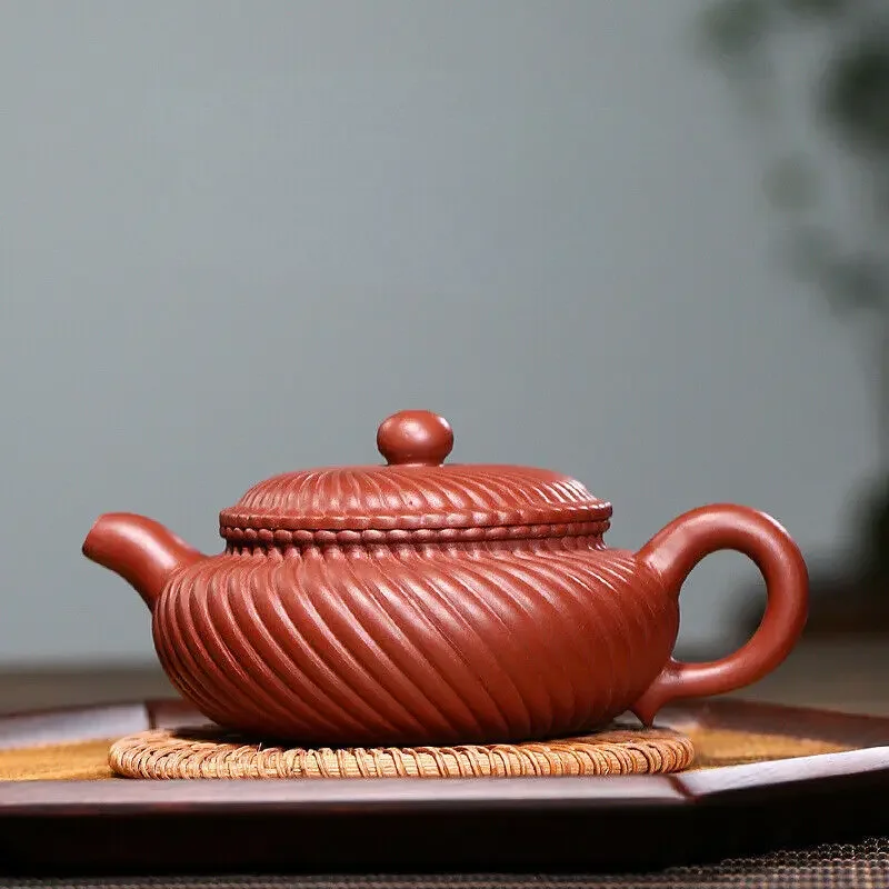 China Yixing Zisha Pottery Clovershrub Clay Handmade 230cc Tendon Grain Teapot