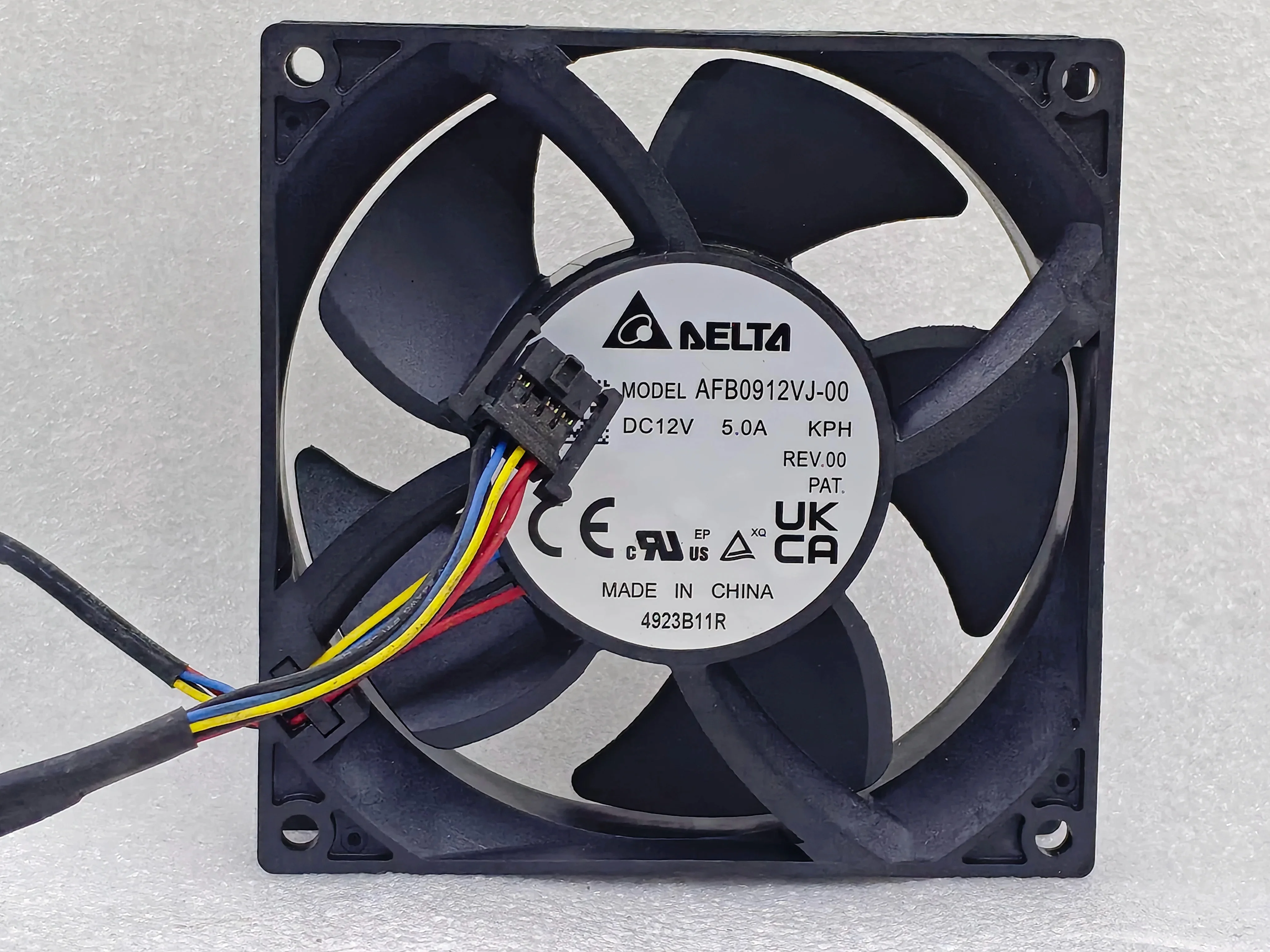 ventilador-de-refrigeracion-para-servidores-delta-electronics-afb0912vj-00-12-v-cc-50-a-90-x-90-x-25-mm-4-cables
