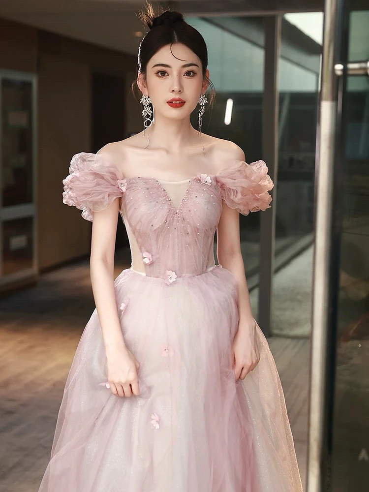 

Pink Cocktail Dresses Off Shoulder Puff Sleeve Glitter Lace-up Applique Empire Tulle Celebrity Evening Prom Gowns 2024 New