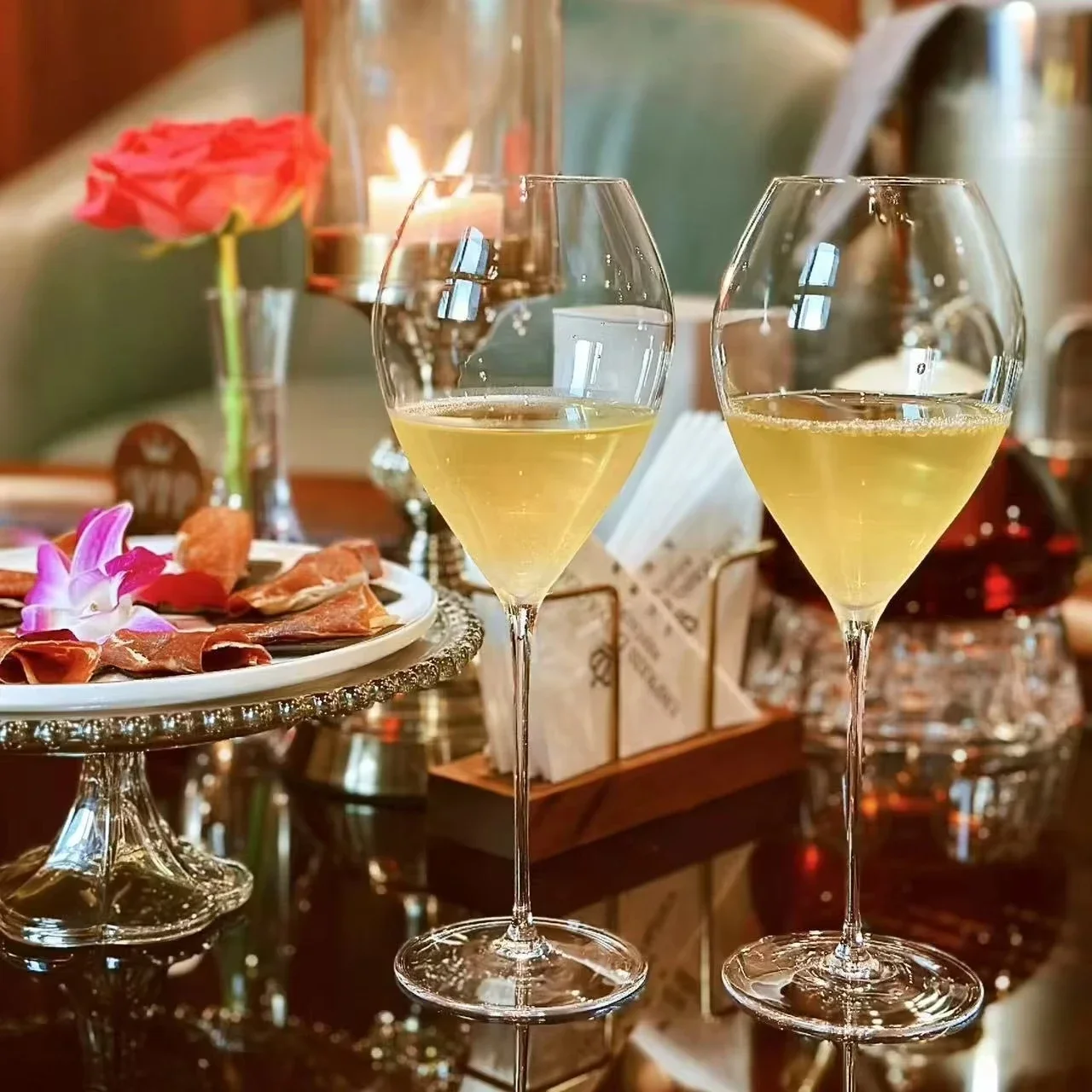 Ultra-thin Red Wine Glasses with Crystal Design Champagne Goblets Liqueur Cups Sparkling Barware