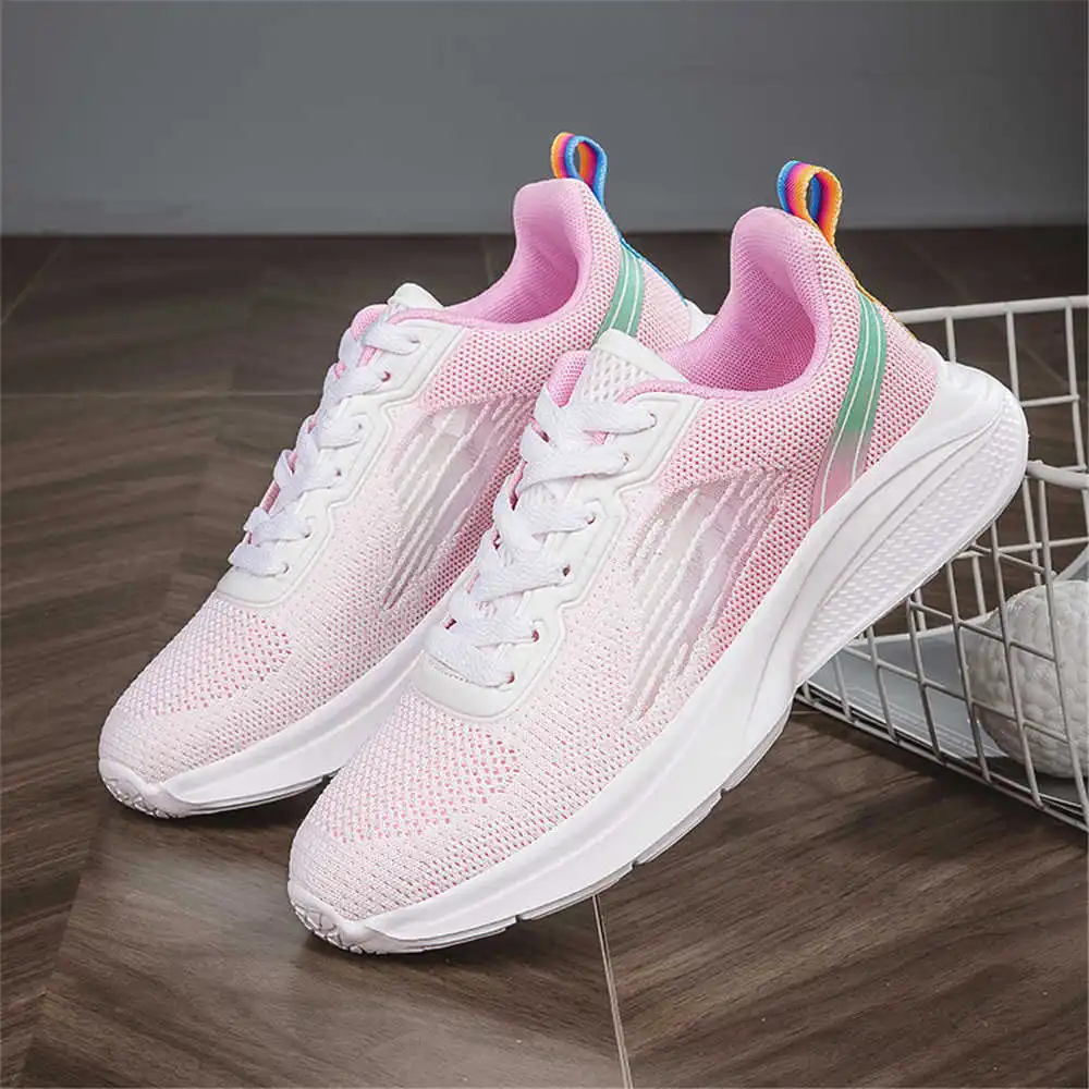 

Красочные кроссовки на шнуровке черного цвета для бега и тенниса для женщин, черные спортивные туфли по акционной цене, Sapatenis Cuddly Sapato