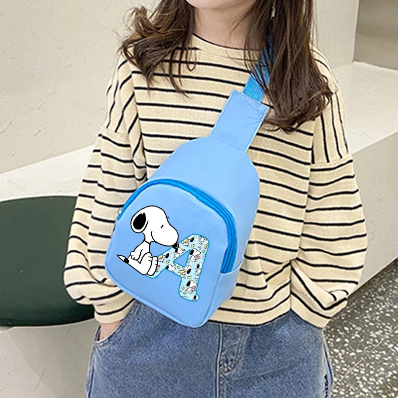 

Snoopy Children's Shoulder Bag Cute Cartoon Letter A-Z Pattern Shoulder Bag Outdoor Travel Crossbody Bag Children Birthday Gift
