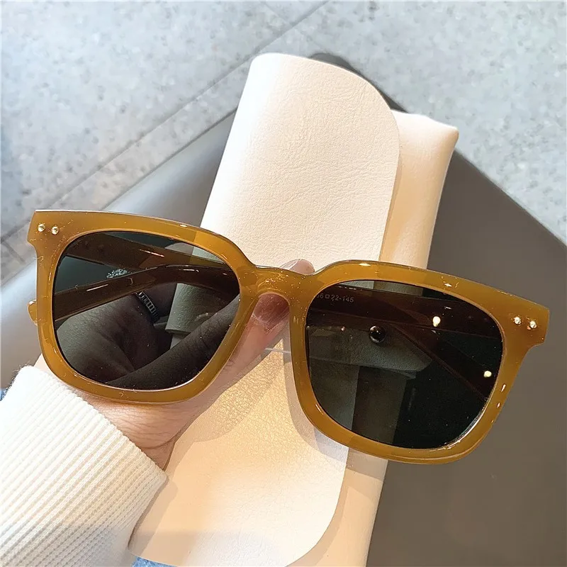 Vintage Brown Oversized Square Sunglasses Women 2022 Brand Jelly Decor Rivets Red Rectangle Sun Glasses Men Shades Eyewear UV400