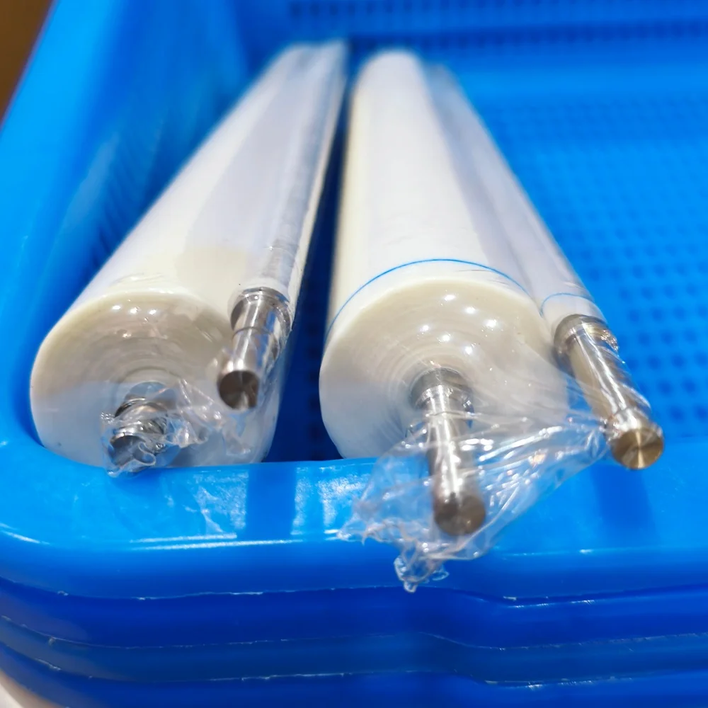 1個。 AE04-5099 AE045099 リコー Aficio MP 4000 5000 4001 5001 4002 5002 4000B 5000B コピー機部品用フューザー洗浄ウェブローラー