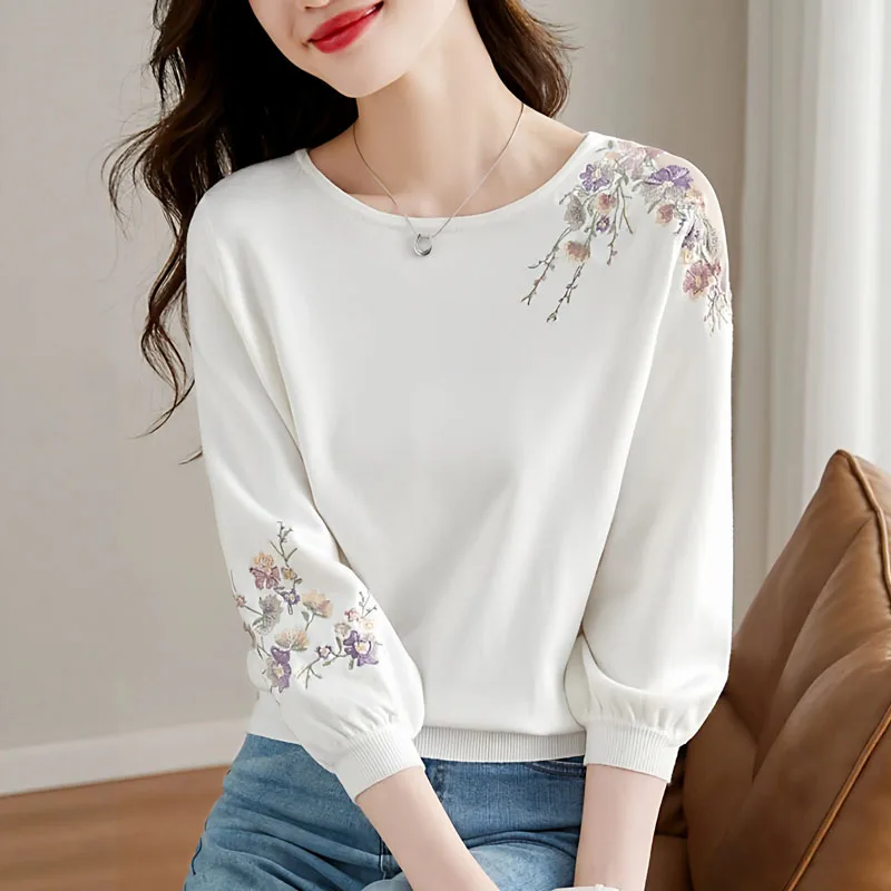 

Knitwears Knitted Sweater Women Pullovers Fashion Embroidery Knit Sweater Pullover Women Tops White O-Neck Sueter Feminino Q3802
