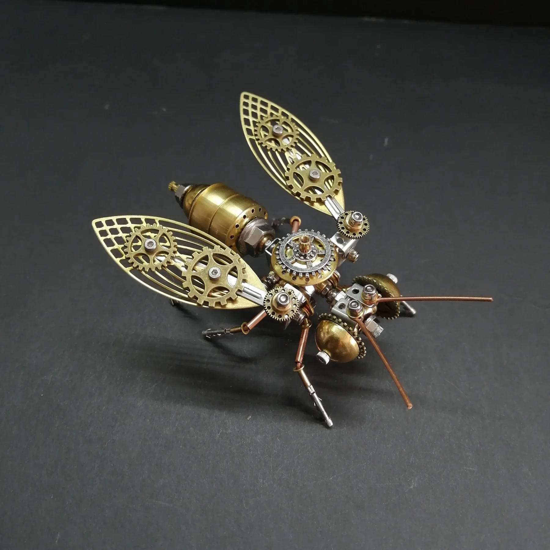 

3D Metal Mechanical Punk Style Assembly Model Kit Big Bee A DIY Assembly Detachable Educational Toys Adult Child Birthday Gifts