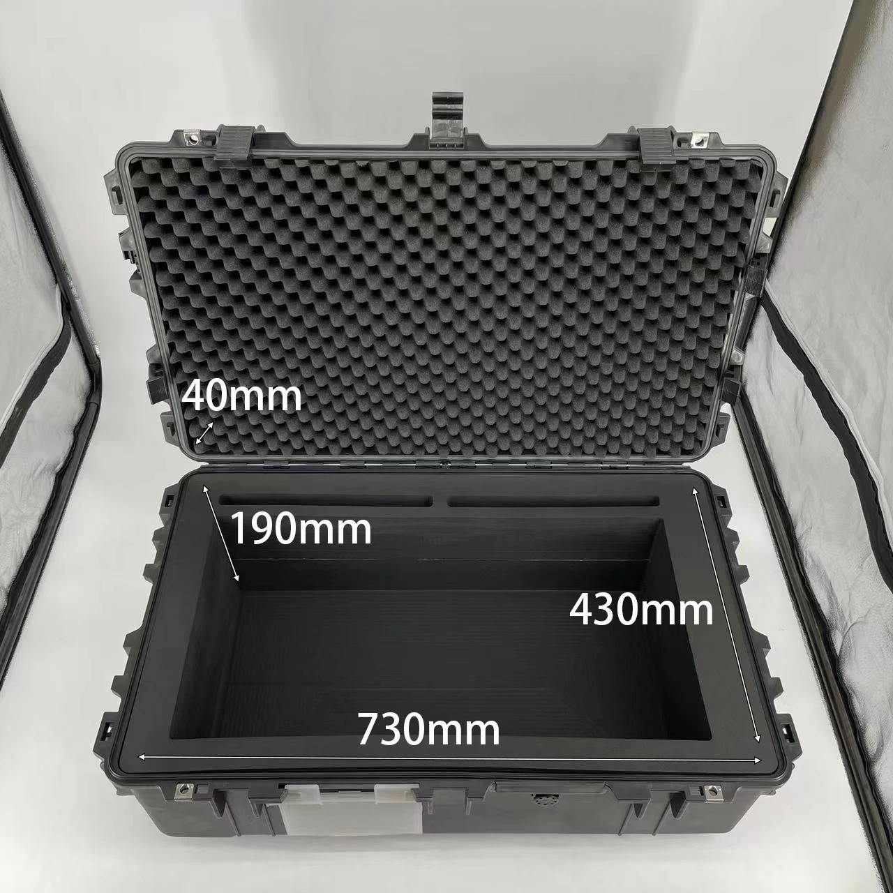 DPC134-2 Hard Plastic Waterproof Shockproof Tool Carrying Equipment Storage protection case with Tie Rod and Wheels