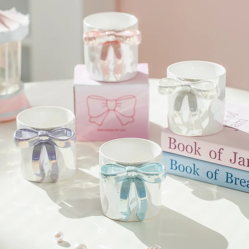 

Creative high-end bow, ceramic mug, water cup, new breakfast cup, coffee cup, women's family birthday gift