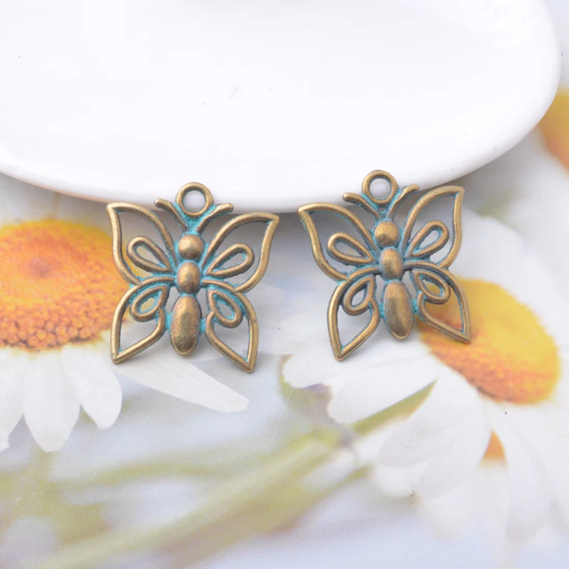 10 Stück Vintage-Stil Antik-Silberfarbene Anhänger mit Eulen, Vögeln, Schmetterlingen und Metallfedern für DIY-Schmuckherstellung, Ohrringe, Damenschmuck – Detail 10