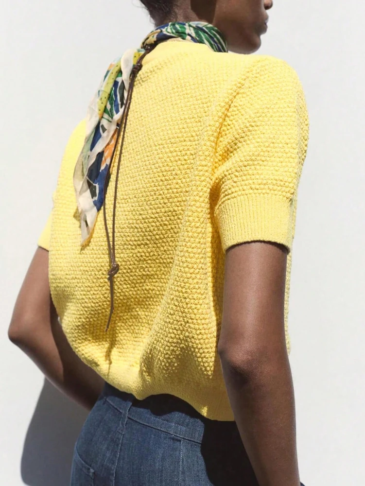 2025 خريف جديد مزاجه قصيرة الأكمام تصميم متماسكة قمة الموضة نجم البحر زر مائة ضرب التخسيس سترة المرأة