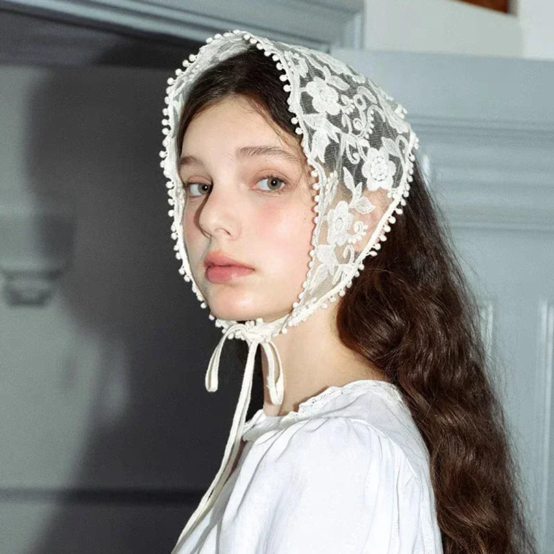 Lenço de cabelo de renda floral tecido branco feminino retro triângulo lenço viagem foto bandana chapéu acessórios para o cabelo