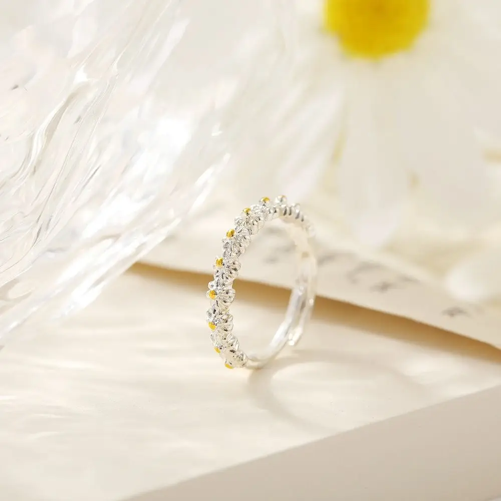 1 Uds. Anillo de Margarita con diseño de flor de Margarita fresca, Material de aleación, joyería de flor de plata, anillo de nudillo ajustable Unisex