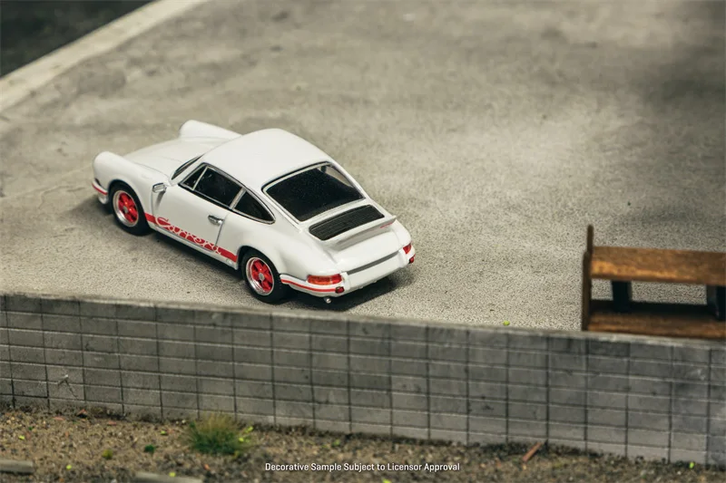

Tarmac Works 1:64 Carrera RS 2.7 Lightweight White Red Diecast Model Car