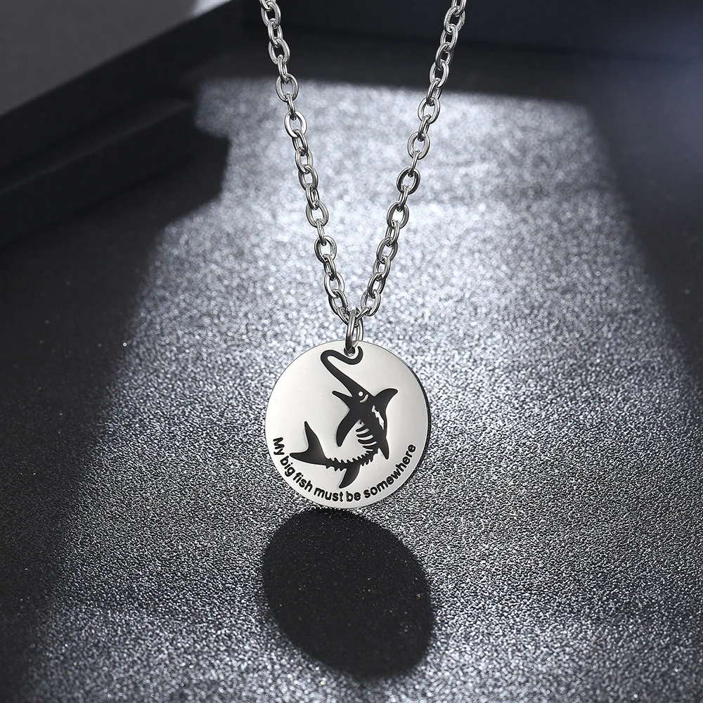 Design Old Man and The Sea Small Round Pendant Necklace Unisex Inspirational Titanium Steel Sweater Chain Jewelry