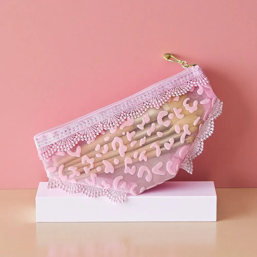 New Bikini Briefs Shape Cosmetic Bag Lace Heart Mesh Makeup Storage Pouch Y2K Transparent Toiletry Bag Storage for Travel