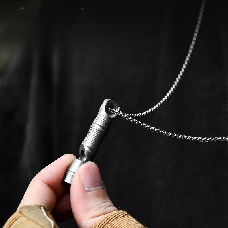 휘슬 스팟 새로운 티타늄 합금 EDC 야외 조명 트위터 단일 튜브 티타늄 합금 휘슬 도움 휘슬