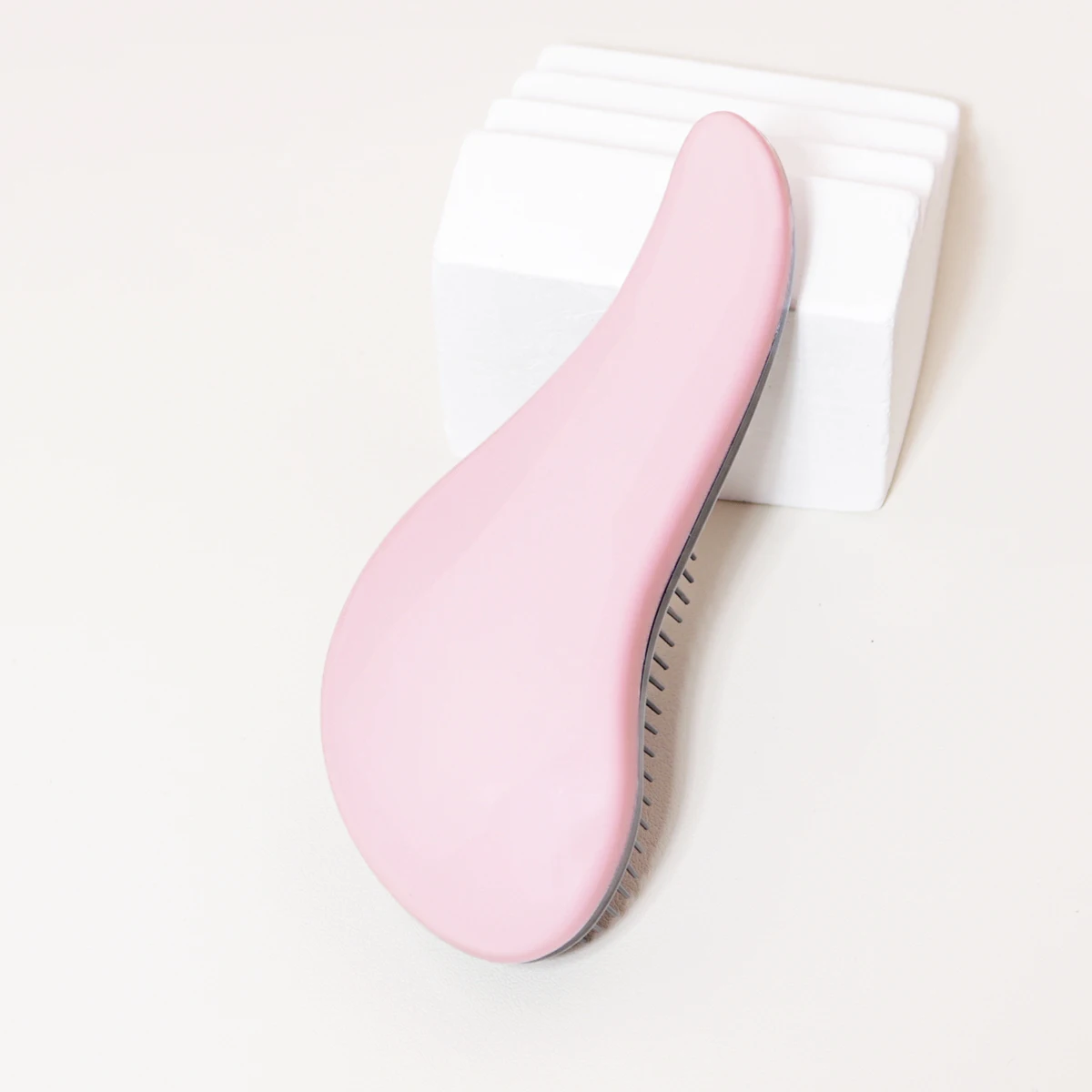 Brosse Antistatique pour Cheveux Mounommée et Bouclés, Outil de Coiffure pour Salon