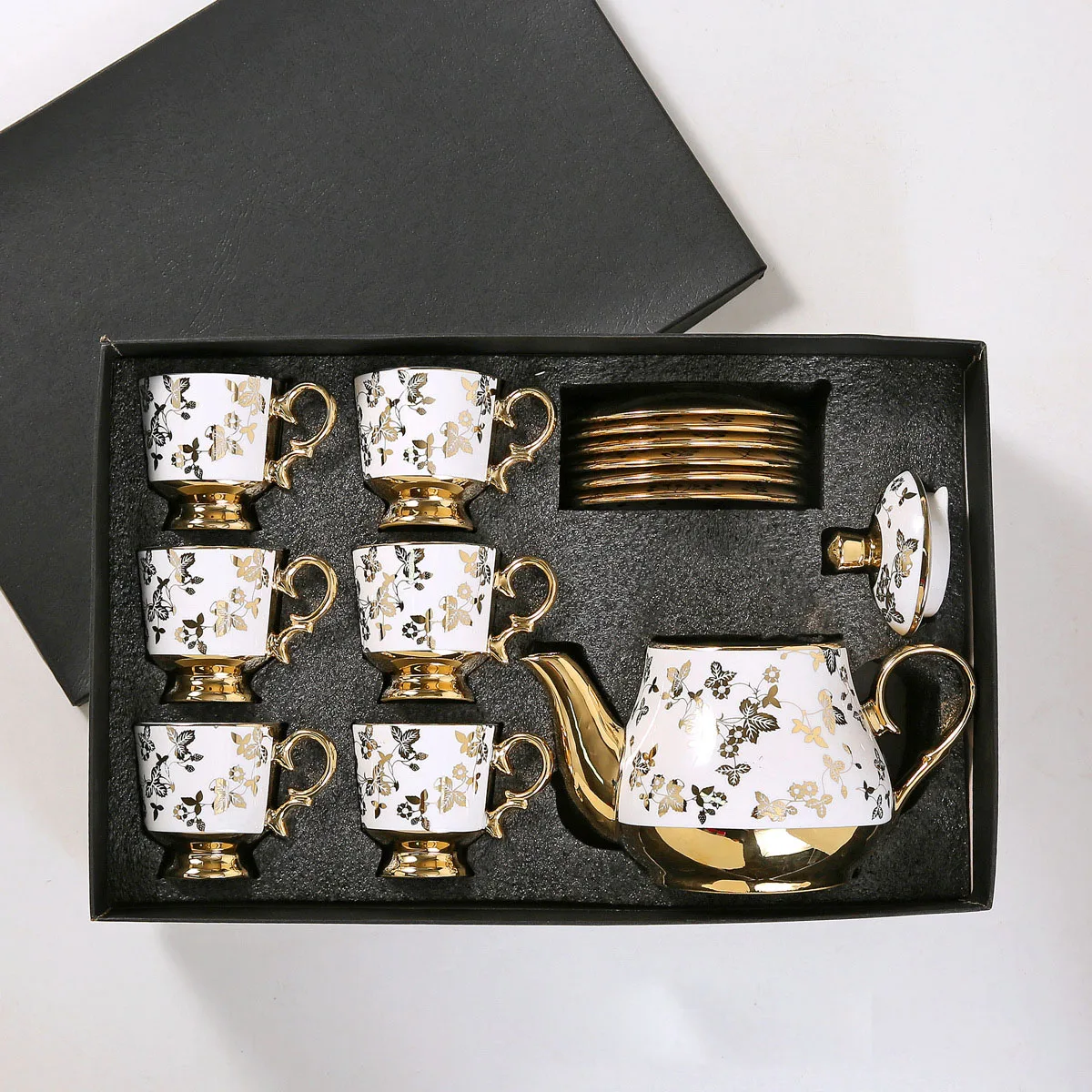 ensemble-de-6-tasses-et-6-assiettes-et-casseroles-plaquees-or-de-style-arabe-europeen-coffret-cadeau-tasse-a-the-et-cafe-en-ceramique-et-soucoupes-pour-les-fetes