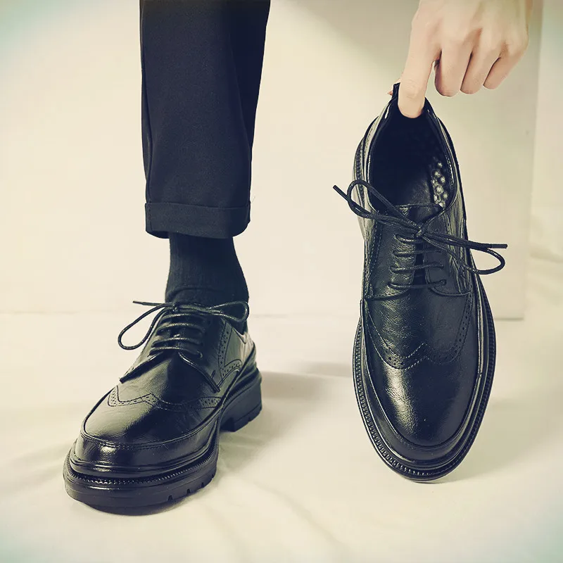 

2024 Spring Gentleman Oxfords Leather Shoes Luxury Goods Men Shoes Fashion Casual Pointed Toe Formal Business Male Wedding Dress