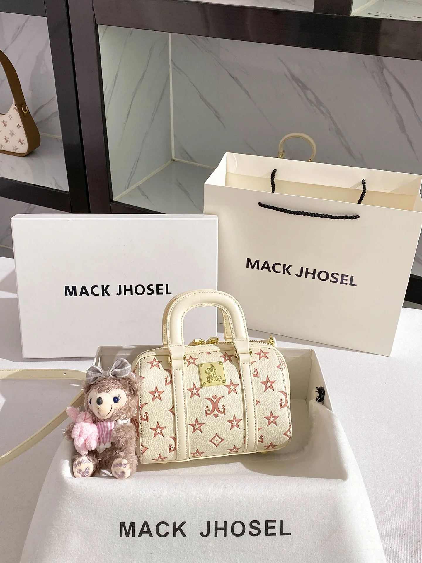 borsa-boston-goffrata-alla-moda-mackjhosel-da-donna-borsa-a-tracolla-versatile-primavera-2026-stile-casual-in-poliestere