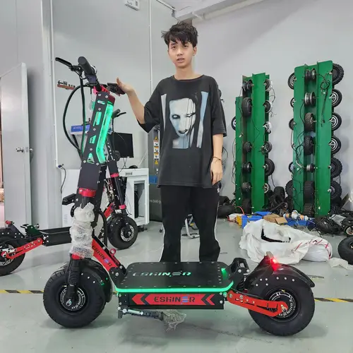 성인용 강력한 듀얼 모터 전기 스쿠터, 고속 장거리 스쿠터, 30-100AH, 100 KMH, 110 KM/H, 72V, 8000W, 10000W, 12000W, 15000W Best5 성인용 강력한 듀얼 모터 전기 스쿠터, 고속 장거리 스쿠터, 30-100AH, 100 KMH, 110 KM/H, 72V, 8000W, 10000W, 12000W, 15000W Best5