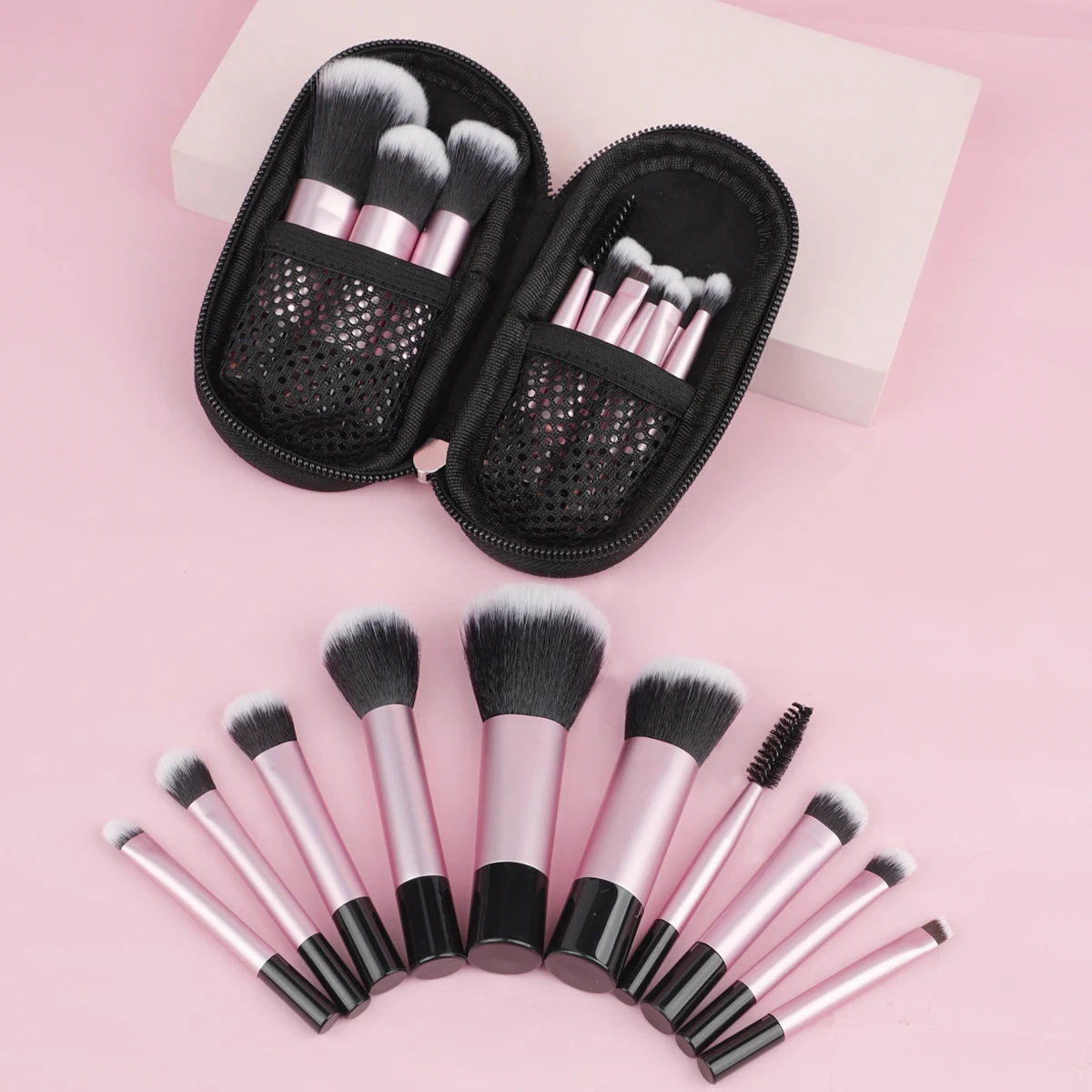 10pcs Mini Makeup Brush Set With Bag Powder Eyeshadow Foundation Blush Blender Concealer Beauty Makeup Tools Professional Brush