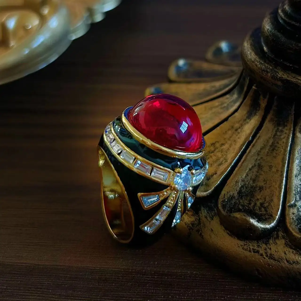 

Vintage vintage French ruby enamel black bow fashion classic ring ring