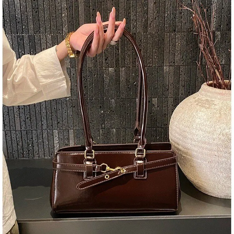 

2026 New Arrival Women's Simple Large-Capacity Tote Bag, Niche Fashion Commuter Shoulder Handbag for Work & Daily