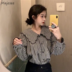 Shirts Women Fashion New All Match Plaid Design French Style Peter Pan Collar Vintage Casual Spring Ladies Clothes Cozy Pretty