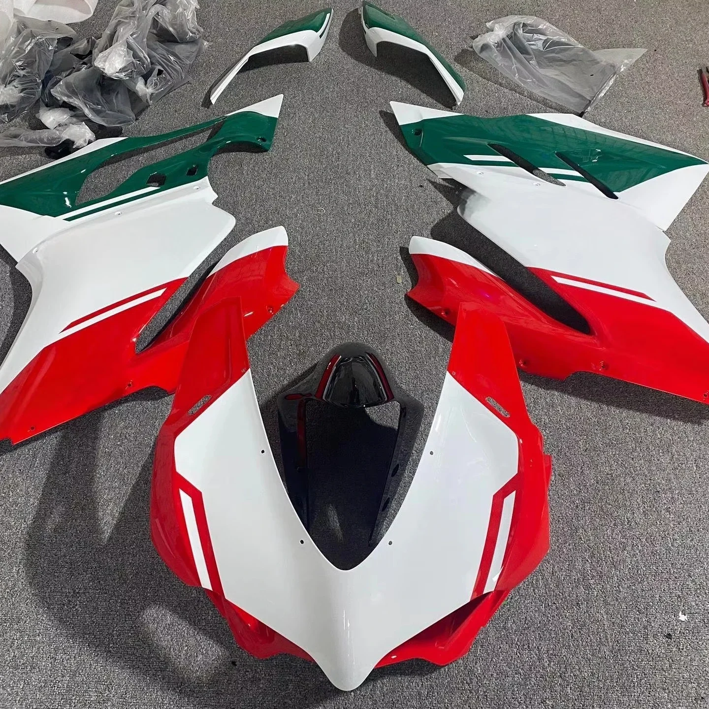 2026alone Motorcycle Fairing Kit for Ducati 959 1299 2015 2016 2017 2018 ABS Customized Fairings Kit