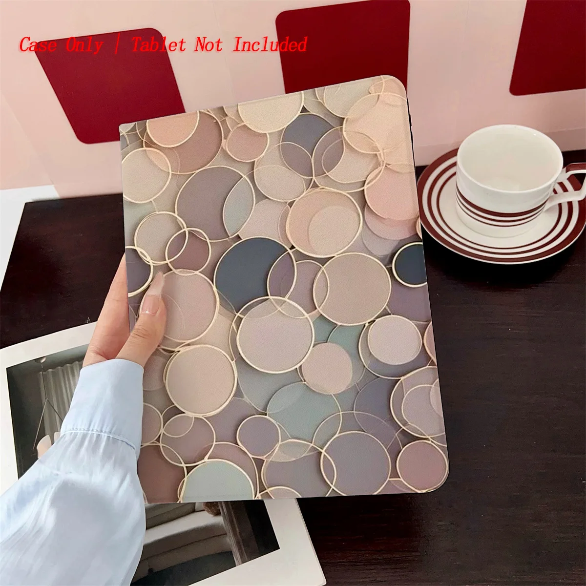 

Elegant Colorful Gold-Trimmed Circles Pattern iPad Case For Apple iPad Pro 11/12.9 Air 5 Mini 5 8th Gen Fashion Cover