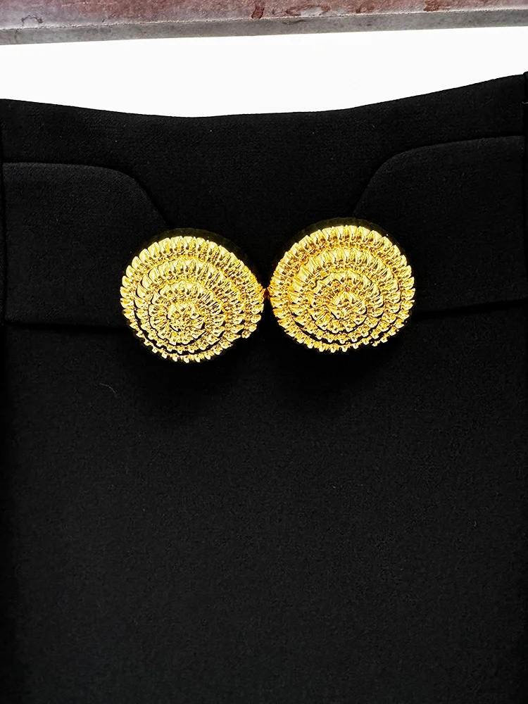 HIGH STREET 2026 Newest Fashion Stylish Designer Women Large Metal Buckle Decoration Pleated Mini Skirt
