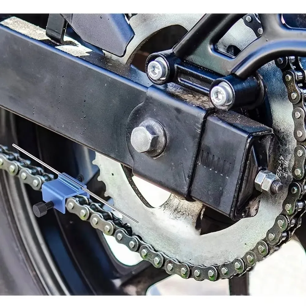 Durable Quick Adjustment Motorcycle Chain Alignment Tool Aluminum Alloy Lightweight Sprocket Adjustment Tool Vehicle Chain Tool