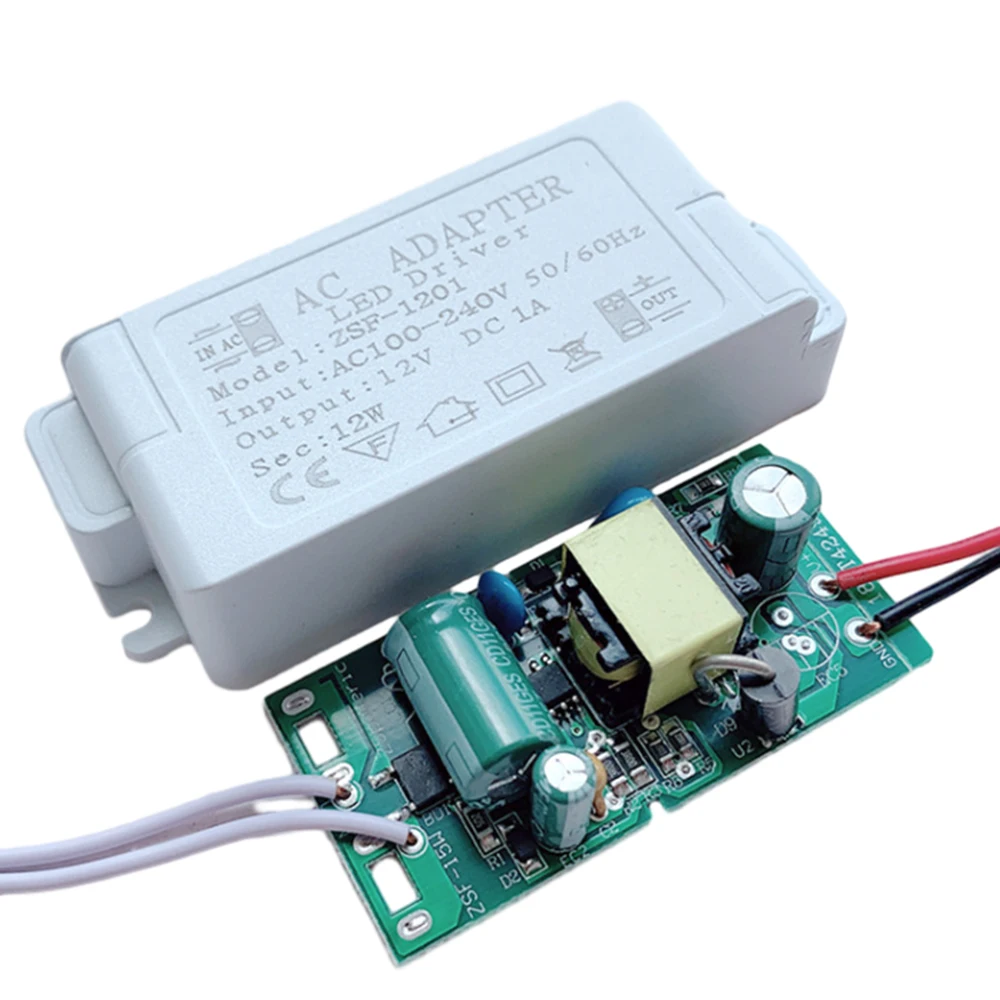 12V 6/12/18/24/36/48/60W LED Driver Tensione costante di guida di alimentazione 0,5/1/1.5/2/3/4/5A Trasformatori di illuminazione per alimentatori