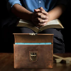 Vintage Bible Protective Cover, echte Ledertransportbeutel, tragbares Buchschutzcover, Kirchenhandtasche 12 Hauptverkaufsbibelabdeckung in Leder - №9
