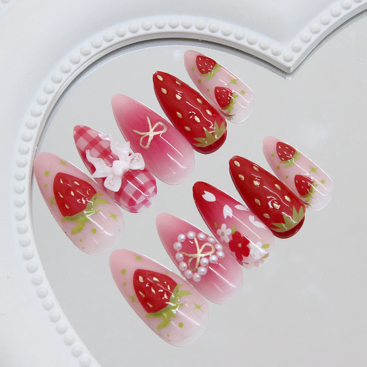 24pcs Sweet Red Strawberry Press on Nails 3D Pink Bow Design False Nails Wearable Detachable Ins Simple Almond Fake Nail Tips