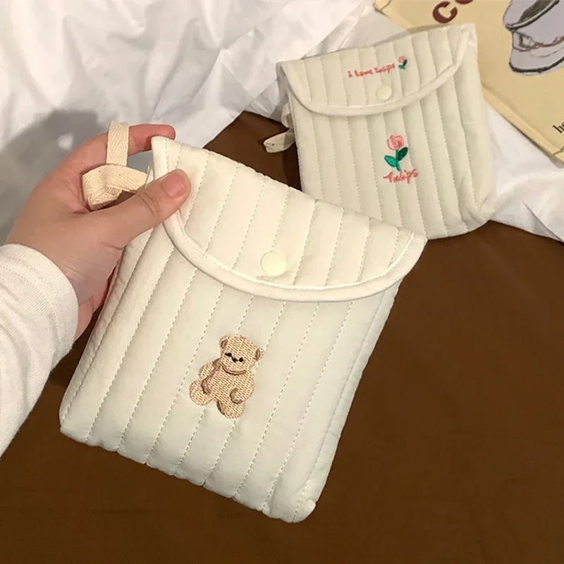 Korean Cute Bear Large Capacity Sanitary Napkin Storage Bags Girls Cartoon Physiological Period Tampon Organiser Bag Mini Bag