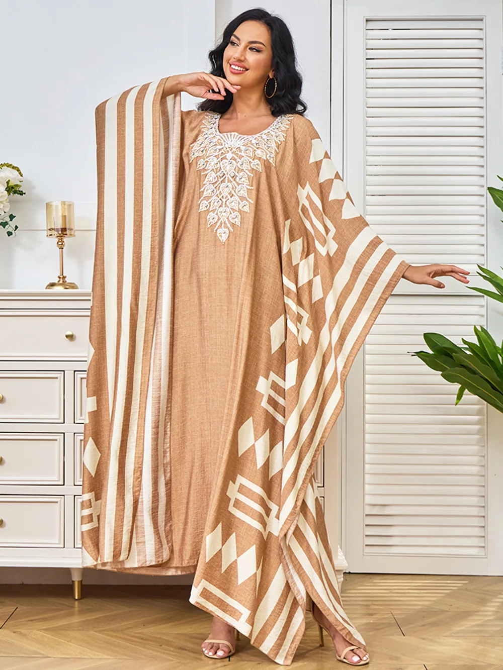 Cross border Middle Eastern Muslim Robe Women's Robe New Diamond Set Bat Sleeve Dress