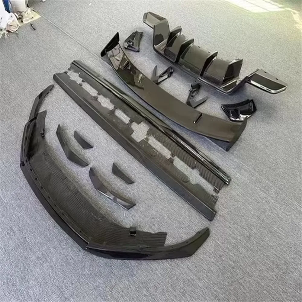 Carbon Fiber Body Kit Front Lip Rear Diffuser Side Skirts Tail Wing for Audi R8 2016-2018 Performance Exterior Tuning