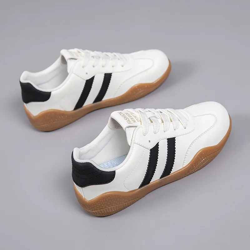 

New lightweight and versatile German training shoes, fashionable soft soled women's casual non slip sports single shoes