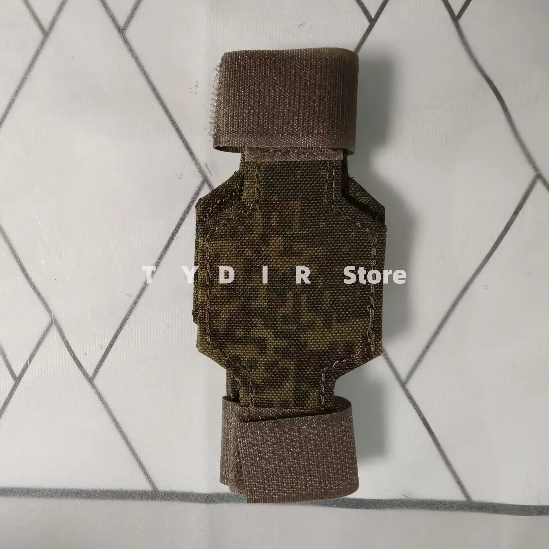 حافظة ساعة تكتيكية مموهة قابلة للطي من النايلون وغطاء حماية لساعة المعصم