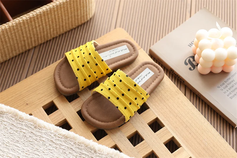 Kleinkind Mädchen Polka Dot Leder Sandalen 2026 Neue Sommer Kinder Strandschuhe Rutschfeste Trendige Barfuß Schule Outdoor Pool Pantoffeln – Detail 6