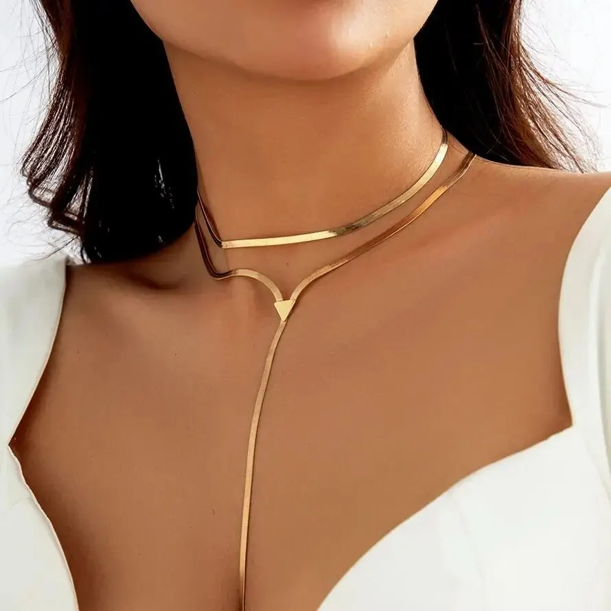 Vintage Multilayer Triangle Pendant Long Snake Chain Necklace for Women Classic Goth Chest Clavicle Choker Neck Jewelry Gift