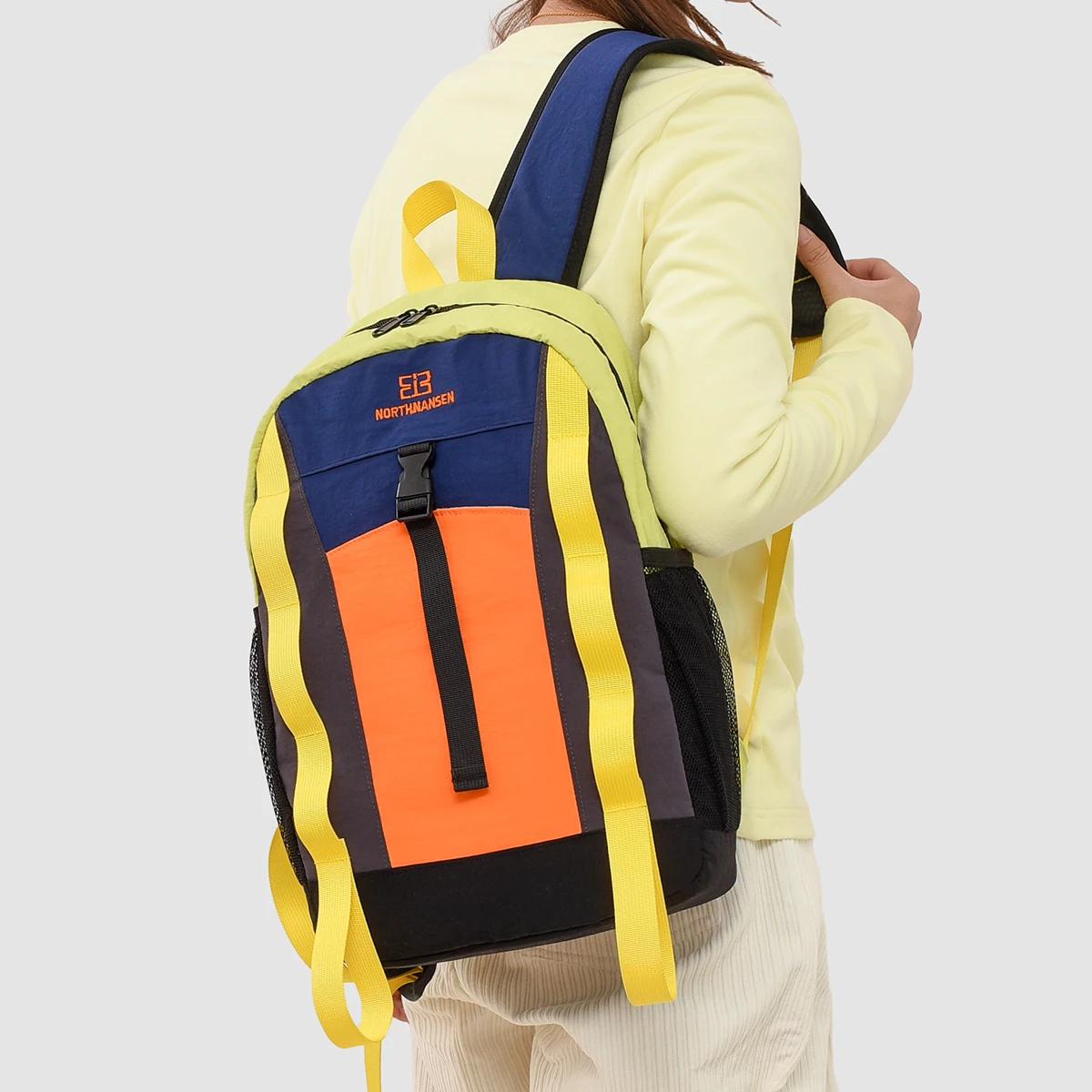 School Bag for Boys, Junior High School Students, 2026 New Model, Super Large Capacity, Lightweight, Load-Reducing, Spine-Protecting Backpack for Middle School and High School Students