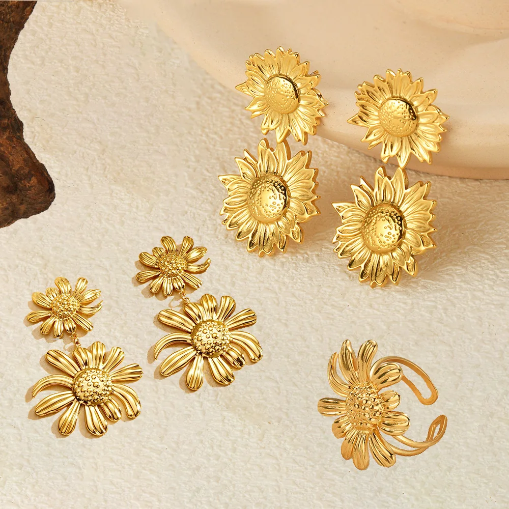 New Trendy Stainless Steel Gold Plated Waterproof Flower Earrings Ring Set for Women Fashion Charm Hypoallergenic Jewelry Gifts