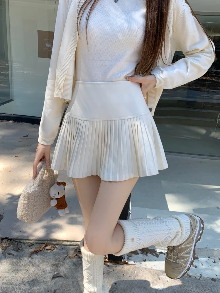 

Winter Korean Style Sweet Mini Skirt Women A-line Slim Casual Elegant Skirt Female High Waist Vintage Pleated Skirt 2023 New