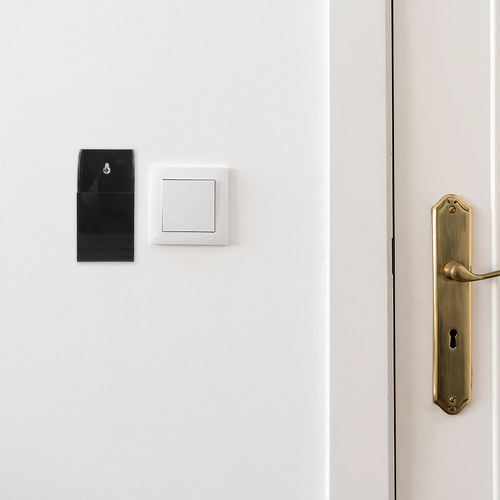 

Wall Mount Remote Holder Box Sturdy Acrylic Organizer For Controller Storage Space-Saving Wall-Mounted Design Easy