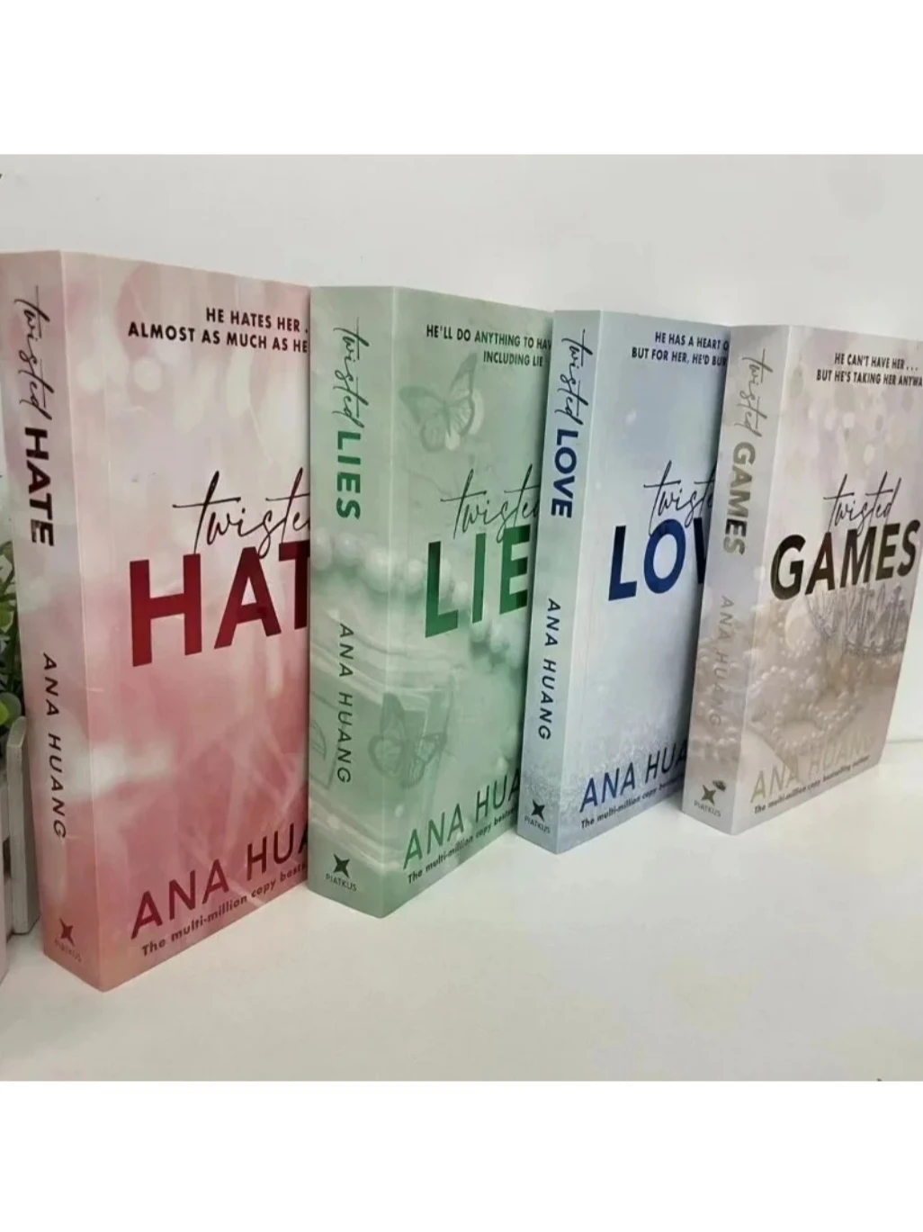 2026 bestseller 4 Books/Set Twisted Series By Ana Huang Books Love /Games / Hate /Lies Paperback English Novel Book