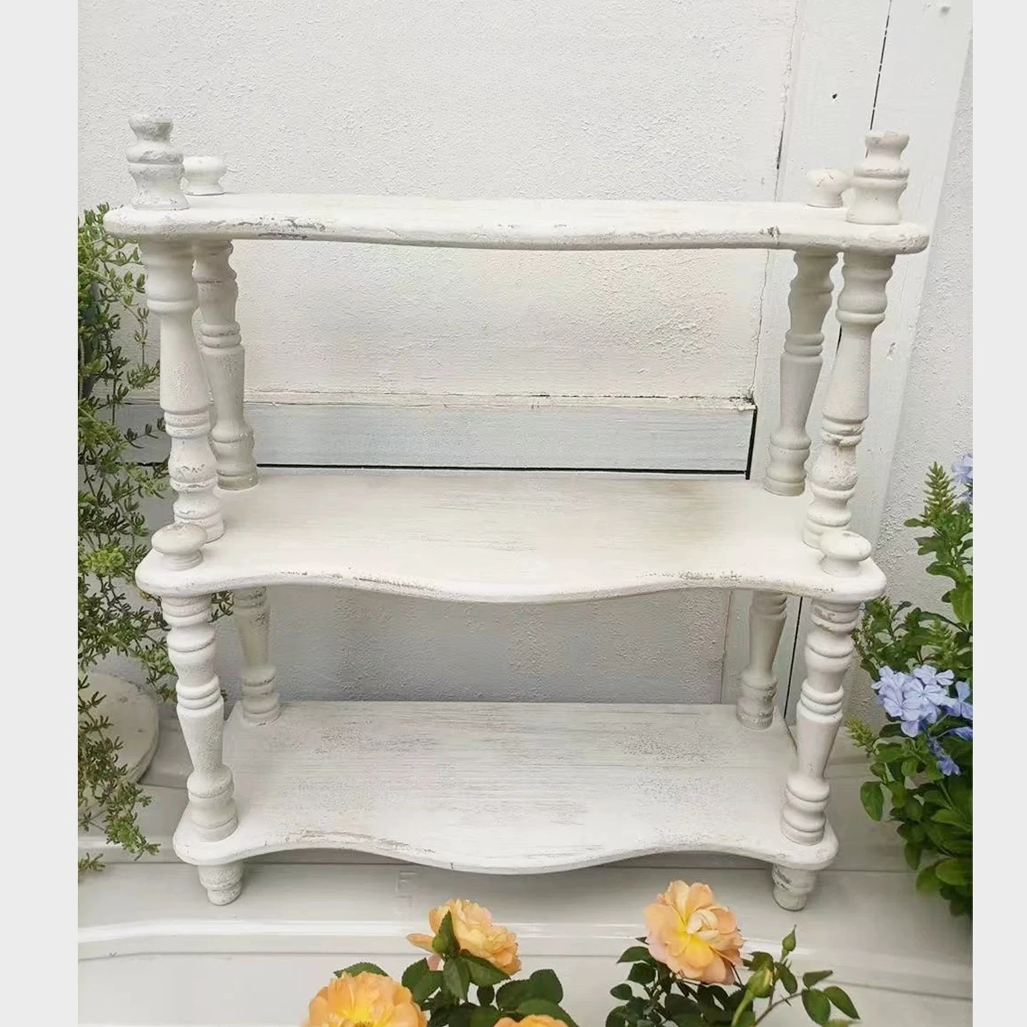 Vintage White Solid Wood 3-Tier Display Shelf, Rustic Storage Rack for Plants & Decor, Garden Balcony Organizer
